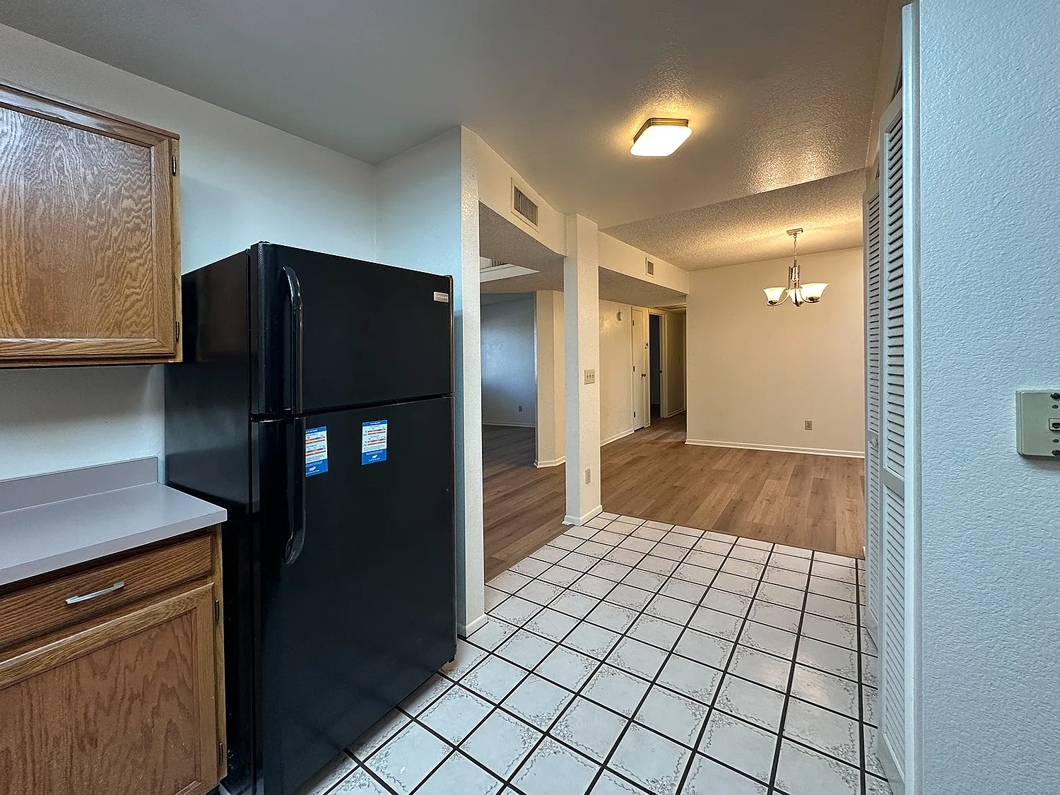 3 bed, 1600 sqft, $1,795 — Photo 4