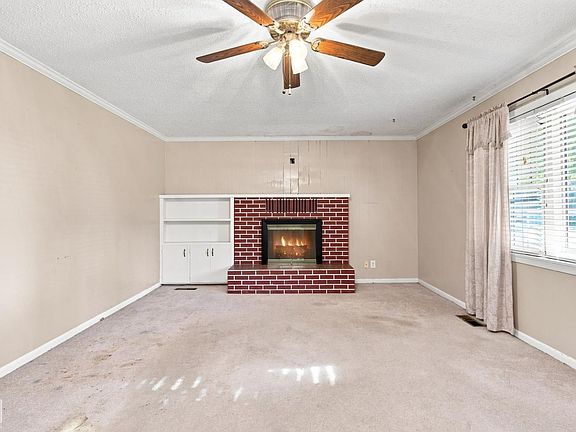 3rd image of 508 Ridgecrest Dr