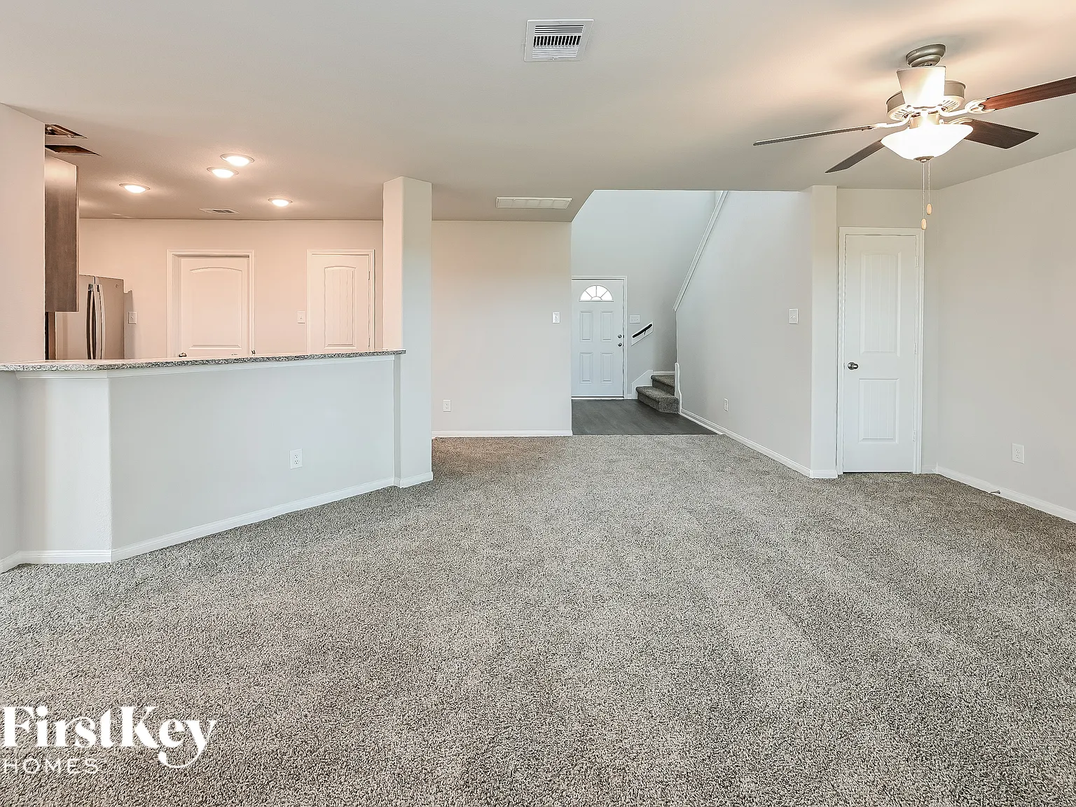 3 bed, 2.0 bath, 1788 sqft, $2,000 — Photo 4