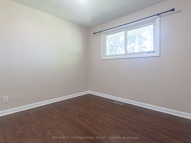 1461 Moss Glen Rd — Photo 15