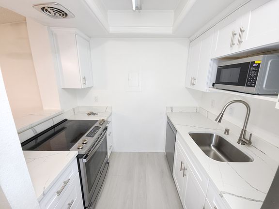 2nd image of 14665 NE 34th St APT B-19