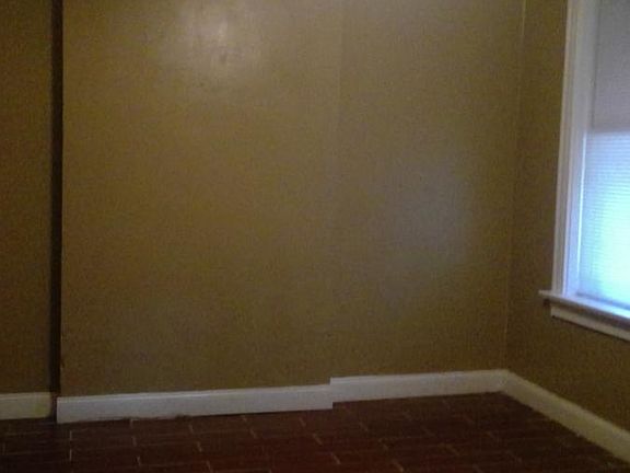 3rd image of 4911 Terry Ave #A