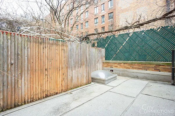 Rented by City Connections Realty | media 21