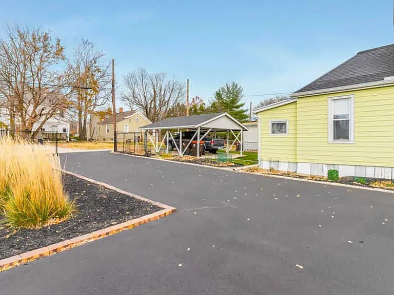 901 NE Glen Oak Ave #2 — Photo 19