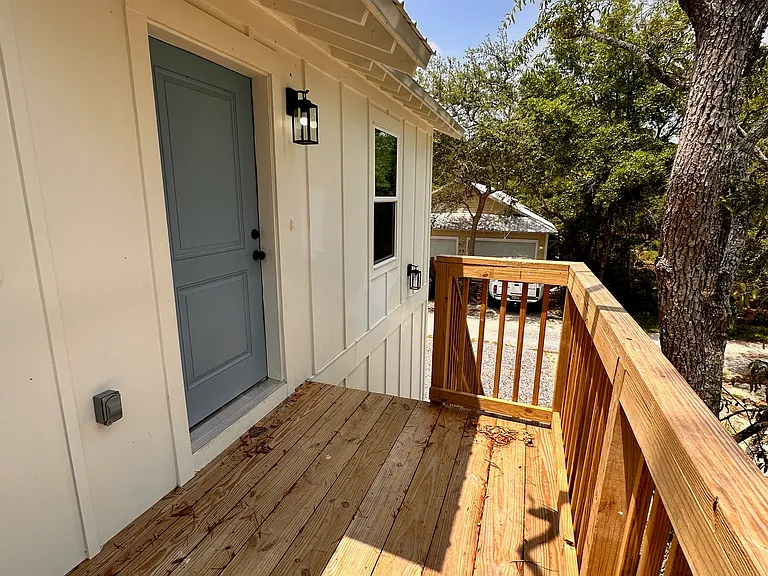 99 Devlieg Ave — Photo 24