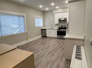 5208 Manila Ave #3, Oakland, CA 94618