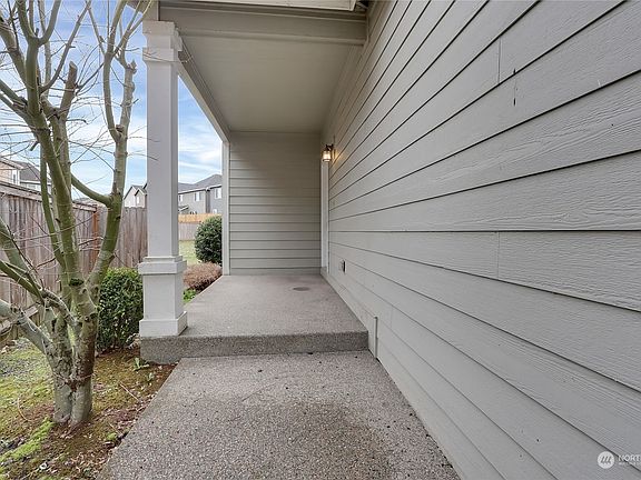 3rd image of 11101 181st Street Ct E