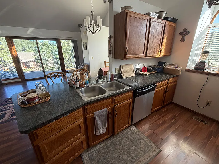 900 Ponderosa Way #A — Photo 7