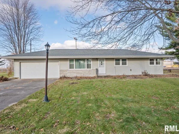 17601 New Salem Cir, Petersburg, IL 62675