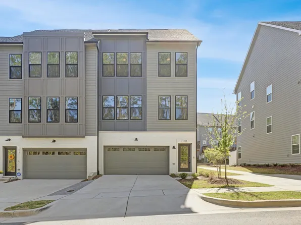 1215 Corkery Ridge Ct, Cary, NC 27519