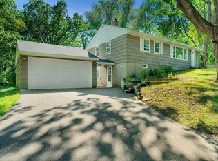 2301 155th St W, Burnsville, MN 55306