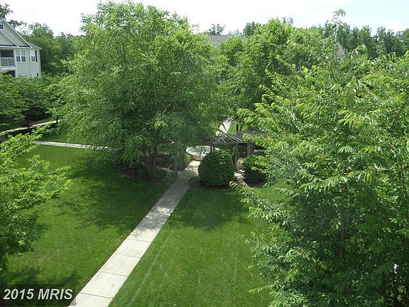 5th image of 305 Willrich Cir Unit L
