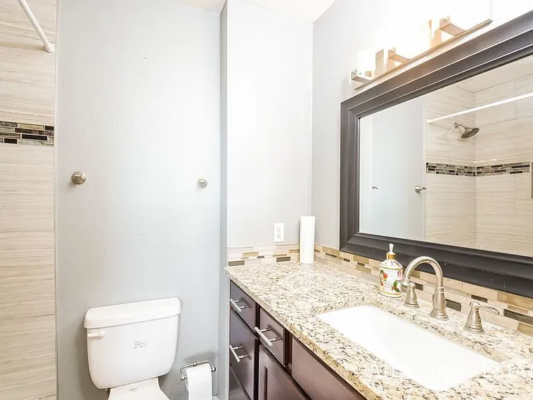 8199 Welby Rd #1105 — Photo 16