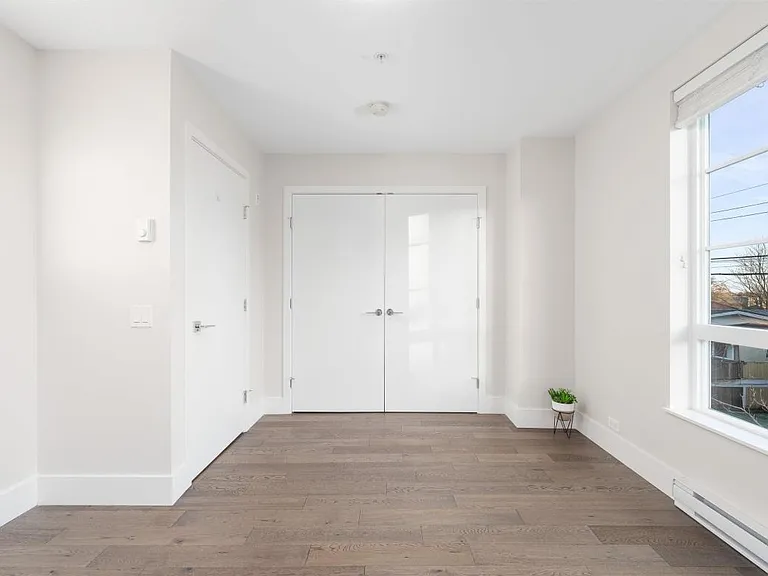238 W 62nd Ave #6 — Photo 22