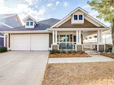 1813 Plymouth Dr, Aubrey, TX, 76227