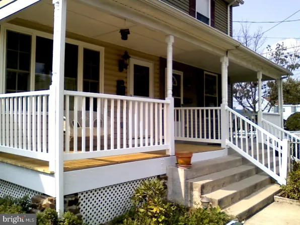 304 W Walnut St, North Wales, PA 19454