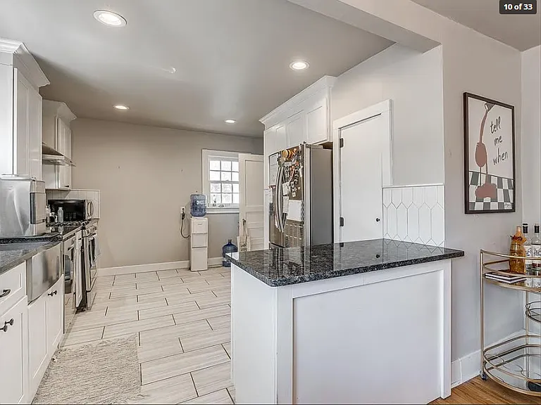 1525 NW 41st St — Photo 3