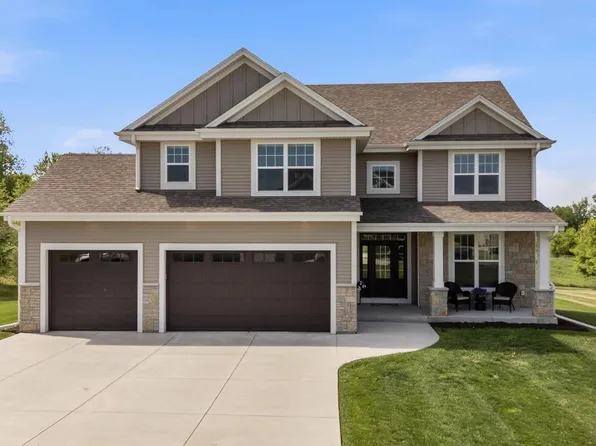 2901 Loretta LANE, West Bend, WI 53090