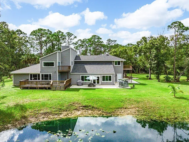 12151 Old Indiantown Rd — Photo 4