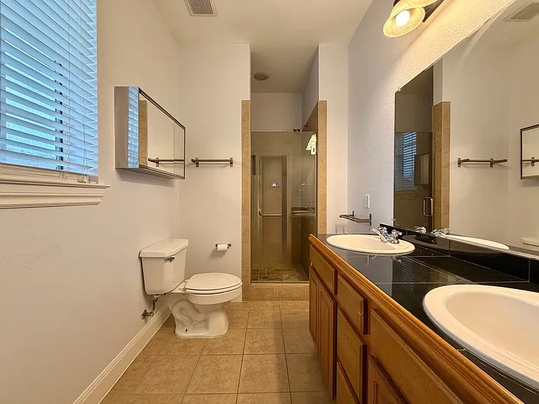 1402 Parker Ln #8 — Photo 16