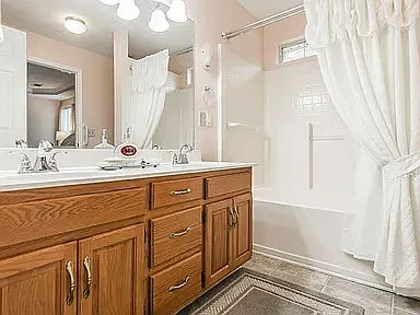 728 Jaywood Dr — Photo 16