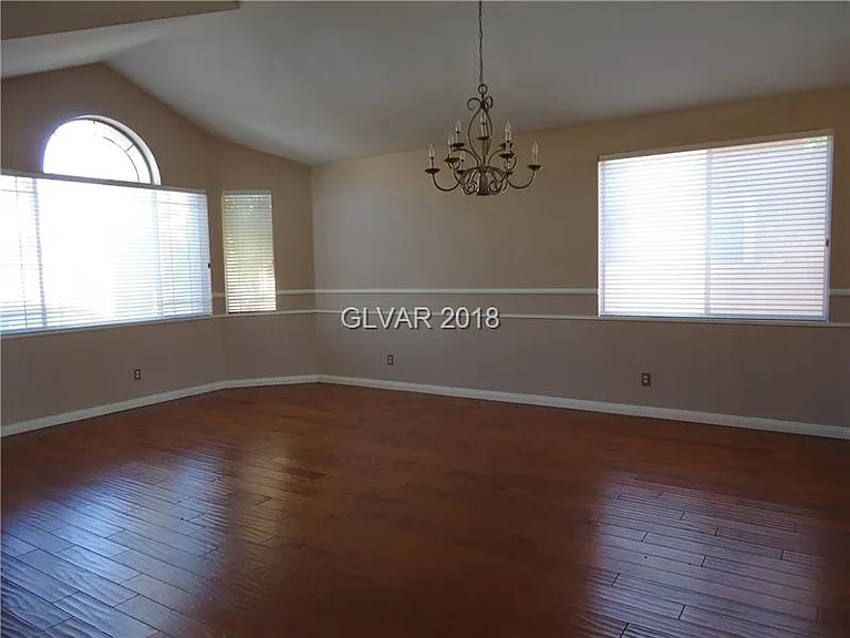 1108 Ventura Hills St — Photo 4