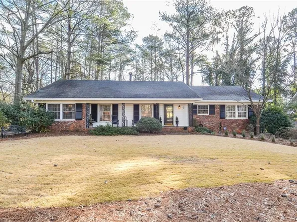 3328 Harris Dr, College Park, GA 30337