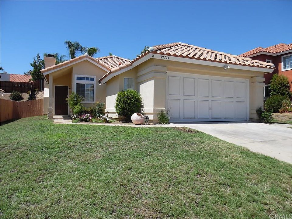 1st image of 39725 Del Val Dr