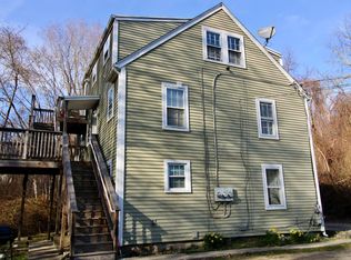 15 Mellow Ct #2, Pawcatuck, CT 06379