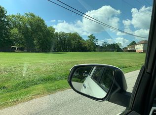 Melbourne Ave, Tracys landing, MD 20779