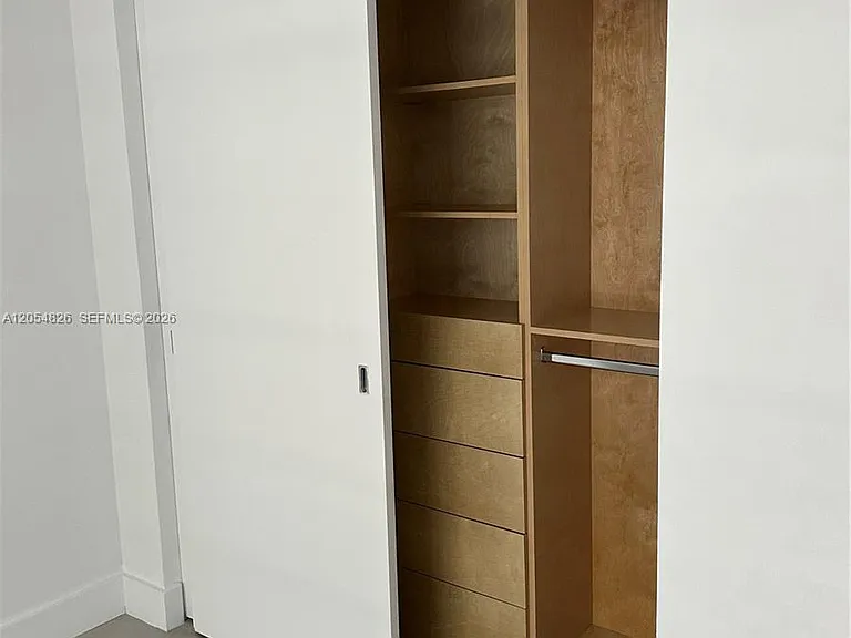 1010 Brickell Ave #2707 — Photo 6