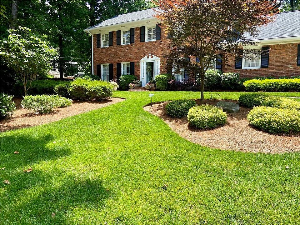1st image of 1679 Kellogg Springs Dr
