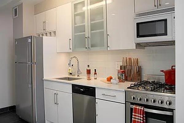 Rented by Pink Stone Realty LLC | media 21