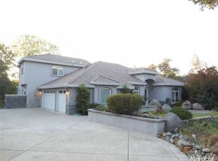 3800 Peach Dr, Loomis, CA 95650