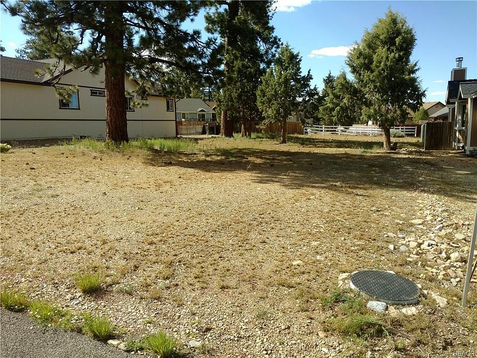 2nd image of 441 Wagon Wheel Rd