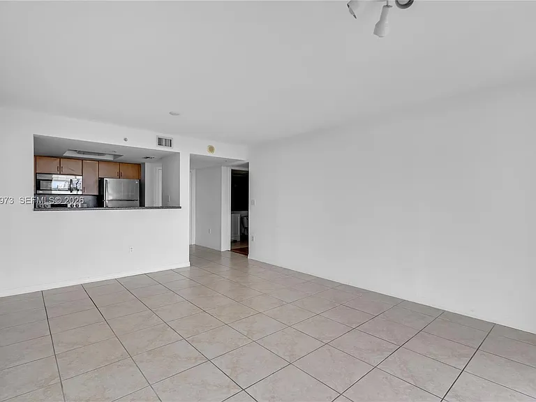 1690 SW 27th Ave #608 — Photo 7