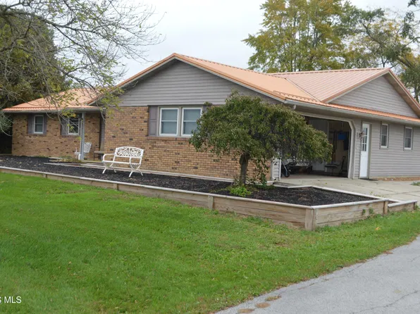 6129 Ohio Ind State Line Rd, Hicksville, OH 43526