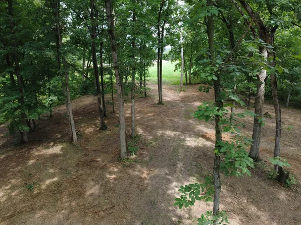 14 W Mariposa Ridge Rd, Columbia, MO 65202