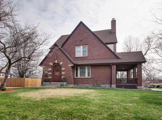 200 N 27th St, Quincy, IL 62301
