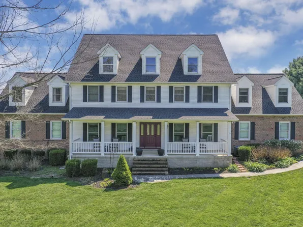 6797 Thoreau Ln NE, Baltimore, OH 43105