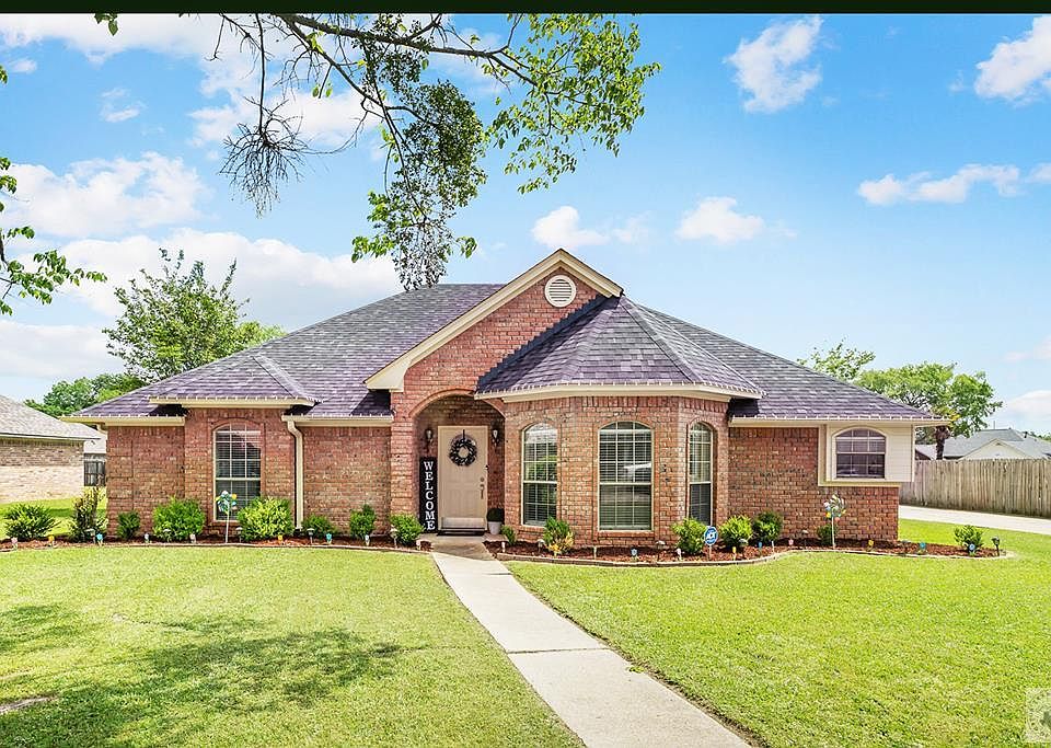 1st image of 5508 Cliffwood Dr
