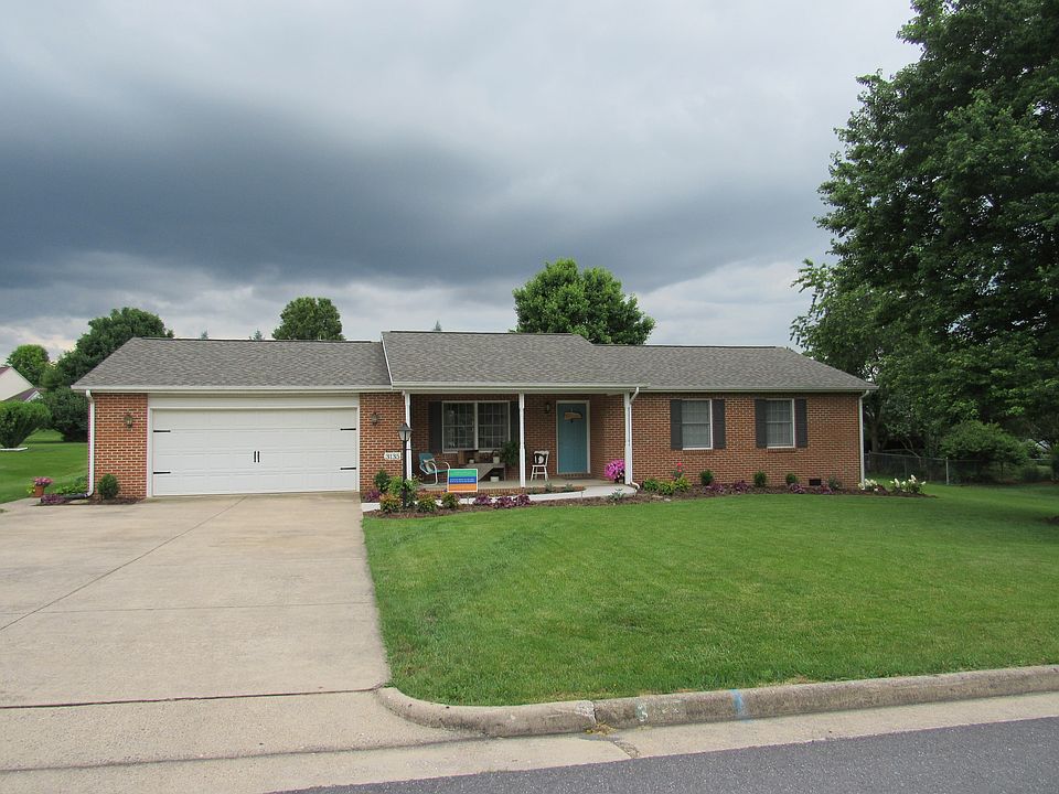 1st image of 3135 Pin Oak Dr