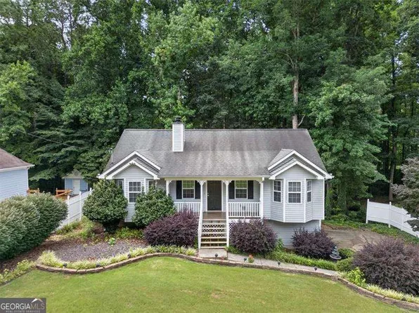72 Victorian Cir, Dallas, GA 30157