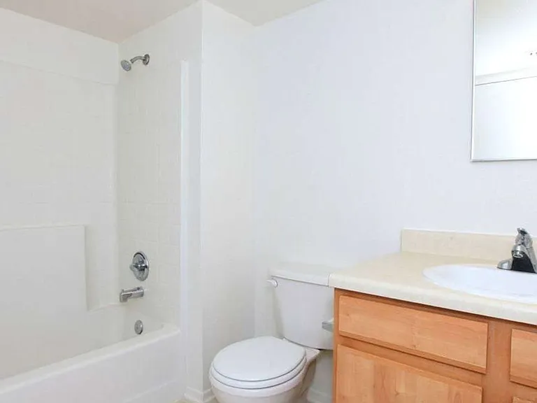 Suncrest — Photo 17