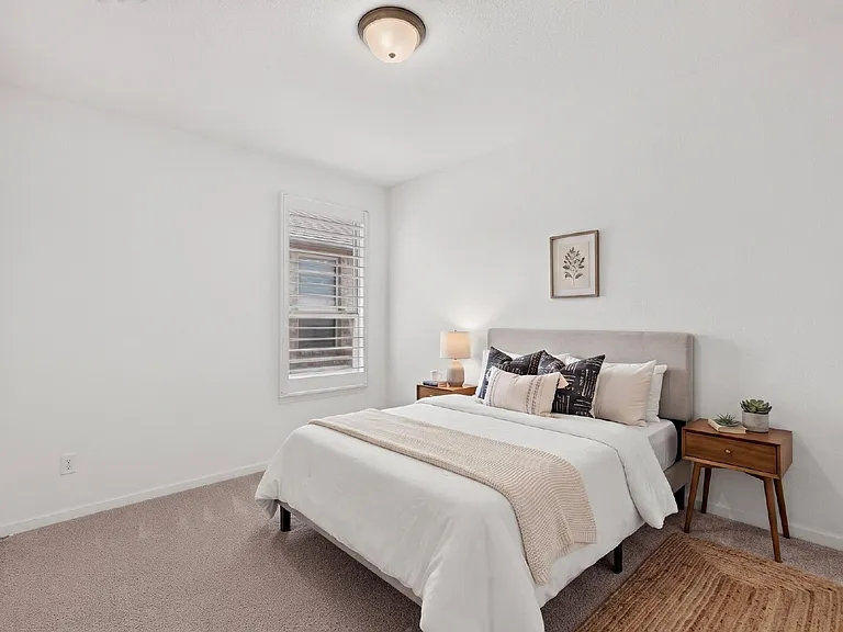 114 Drovers Dr — Photo 29