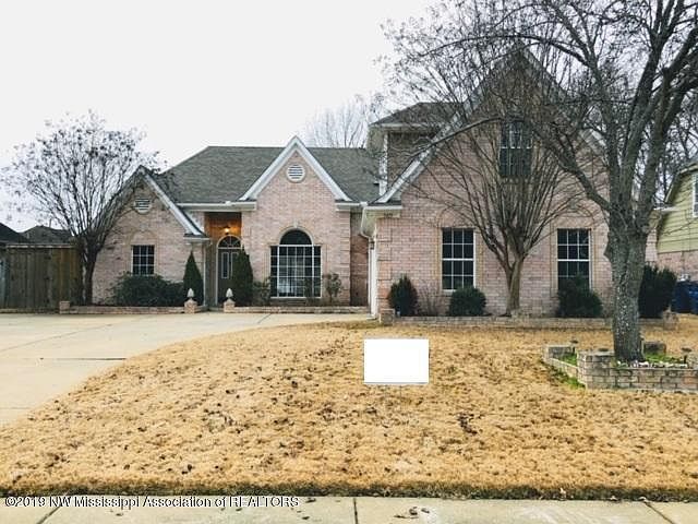 1st image of 5815 Lancaster Dr