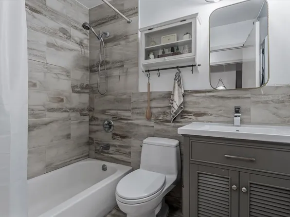 87-03 57th Road image 17 of 20