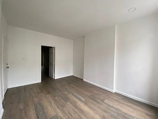 Rented by Ideal Properties Group | media 19