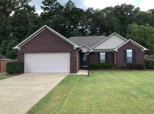 106 Yocona Ridge Rd, Oxford, MS 38655