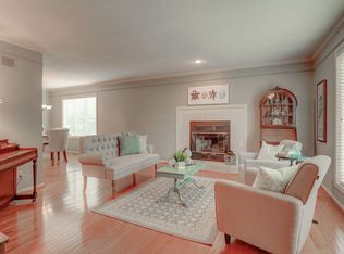 5601 W 158th Ter, Overland Park, KS 66223